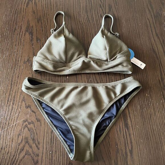Cupshe Olive Army Green Ribbed Two Piece Swimsuit M, NWT - Picture 1 of 8